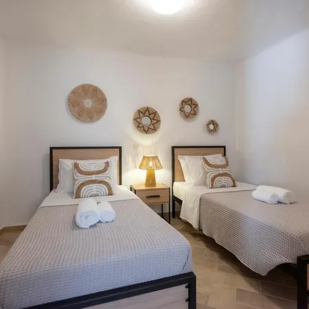 Valeli One Naousa (Paros)